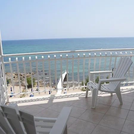 Club Perla Hotel