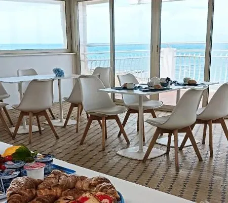Hotel Club Perla