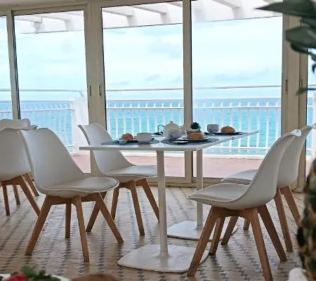 Hotel Club Perla