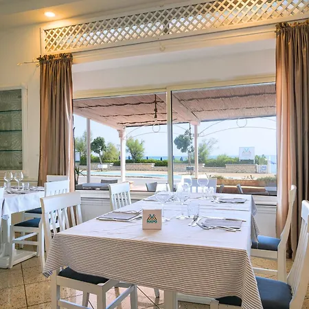 Club Perla Hotel 3*